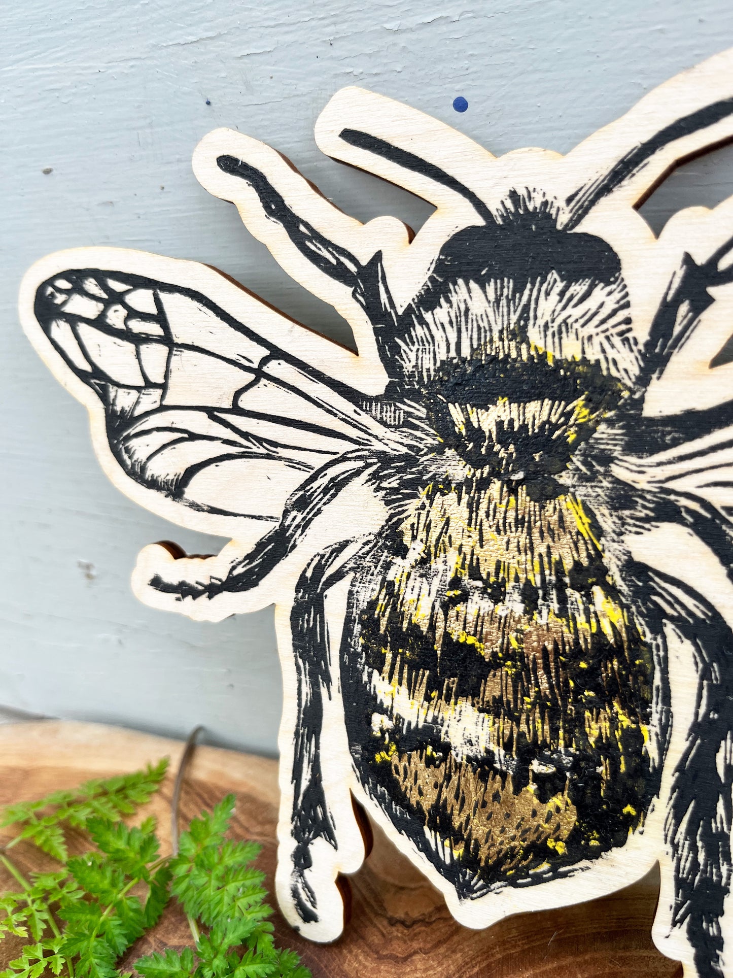 Bee Wooden Plaque - Hand Printed